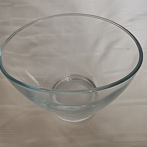 Clear Glass Bowl 7.5"-5.5" - Picture 16 of 16